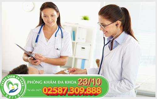 Thăm khám, hỗ trợ điều trị sùi mào gà ngay từ sớm